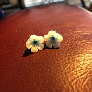 🌼🌼🌼Flower post earrings